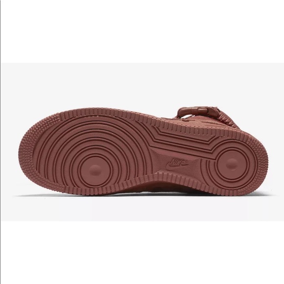 NWT Nike SF Air Force 1 Men Shoes, Dusty Peach - Picture 8 of 8